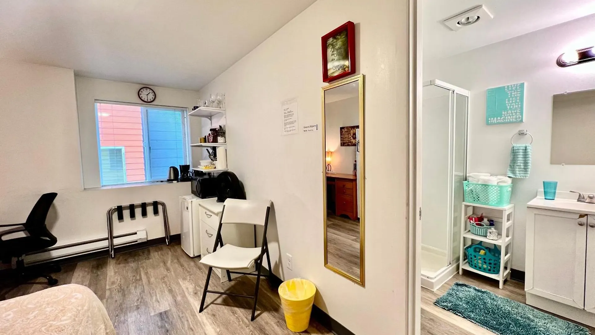 Micro Studio Apartment 10 Minutes Walk To University Of Washington Seattle USA